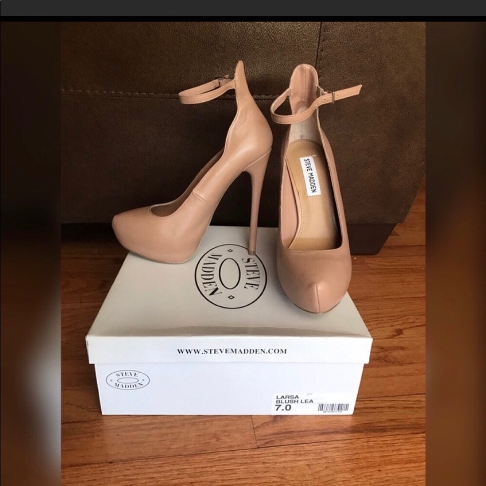 Steve Madden Blushed toned  heels 👠